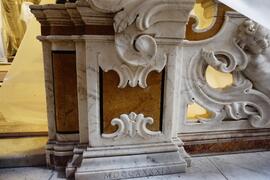 decorazione marmorea di balaustrata