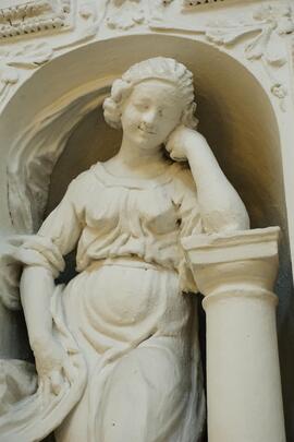 volto scultura in stucco
