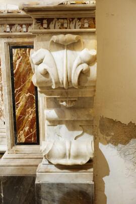 elemento decorativo di altare