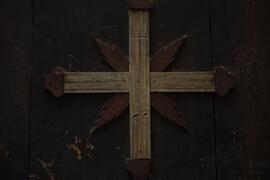 Elemento decorativo di arredo liturgico