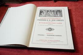 InternoLibro antico in copertina rigida n.85