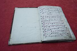 Bottega campanasec.XVIII, InternoLibro antico in copertina rigida n.2