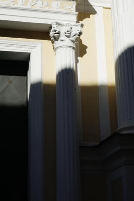Elemento plastico architettonico di facciata