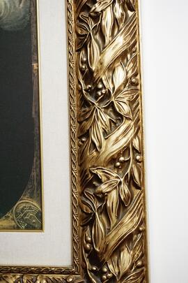 Cornice in legno dorato