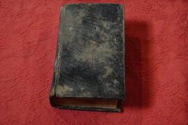Libro antico in copertina rigida n67