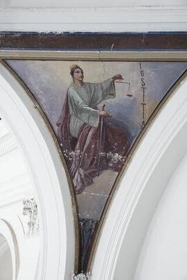 affresco raffigurante l'allegoria della Giustizia