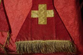 Estola Sacerdotal tinta unita rossa dettaglio croce ricamata color oro