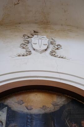 Rilievo dello stemma della giustizia