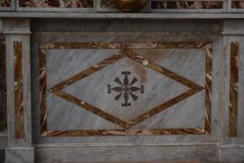 Decorazione in marmo Chiesa S. Anna