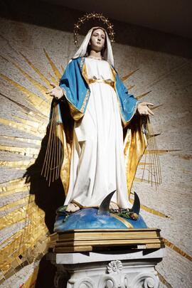 Scultura della Madonna Immacolata Chiesa di s. Pio X