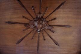 Rilievo in legno della colomba dello Spirito Santo chiesa san francesco