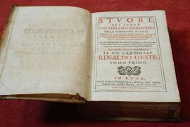 Libro antico in copertina rigida n17