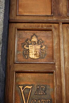 elemento decorative di portalemaggiore