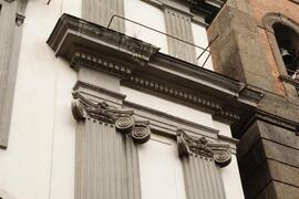 Elemento plastico decorative di facciata 5