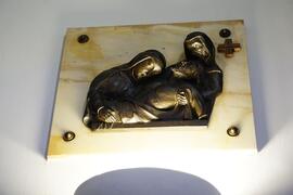 Quadretto della XIV stazione della Via Crucis