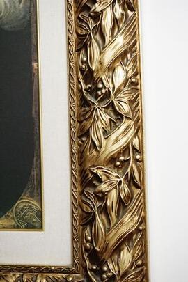 Cornice in legno dorato