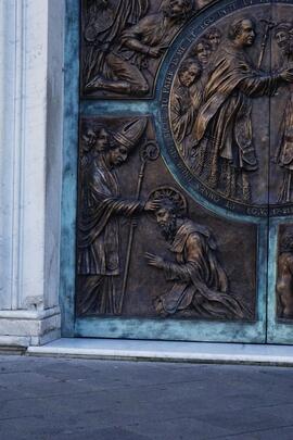 Elemento decorativo esterno di portale CHIESA SAN NICOLA