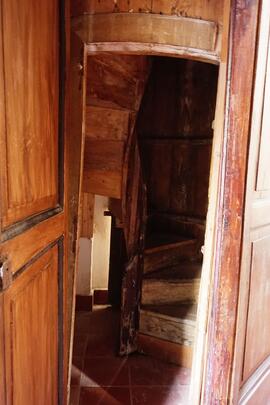 scala a chiocciola in legno