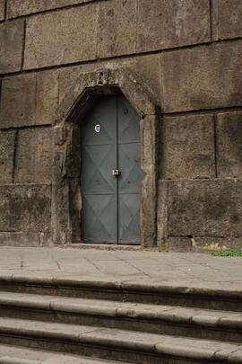 Portale di accesso di torre campanaria Chiesa della Santissima Annunziata
