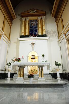 Altare - Chiesa S. Giovanni Evangelista