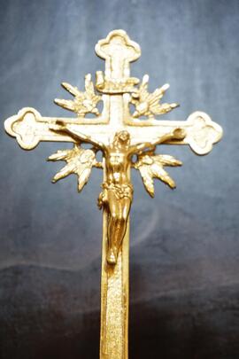 suppellettile da altare