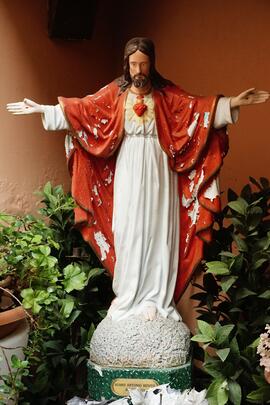 Statua del Sacro Cuore di Gesu di S. Sofia