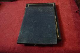 Libro antico in copertina rigida n84