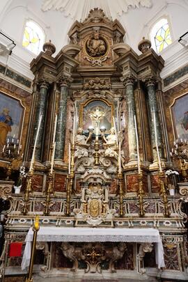 Altare Centrale