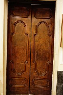 Porta in legno chiesa di san francesco