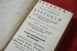 InternoLibro antico in copertina rigida n.14