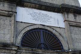 lapide commemorativa