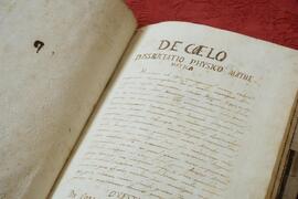 Interno Libro antico in copertina rigida n.26