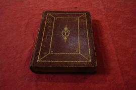 Libro antico in copertina rigida n47