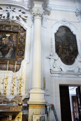Elemento architettonico di mostra d'altare