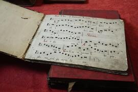 Interno Libro antico in copertina rigida n.80