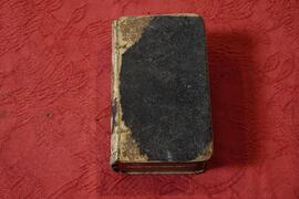 Libro antico in copertina rigida n74