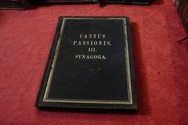 Libro antico in copertina rigida n85