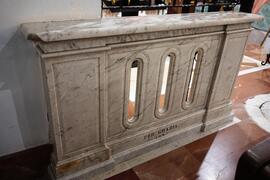 Parapetto in marmo bianco (2)