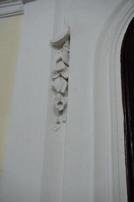 Altro rilievo decorativo in stucco Madonna delle Grazie