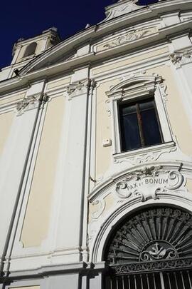 Decorazioneplastico-architettonica di facciata