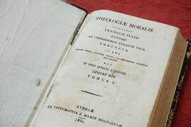 InternoLibro antico in copertina rigida n.15